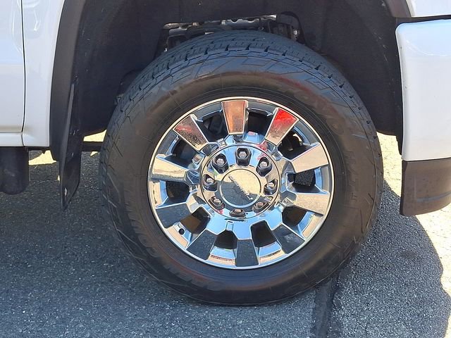 Used 2016 GMC Sierra 2500 Denali w/ Duramax Plus Package AWD/4WD image 27