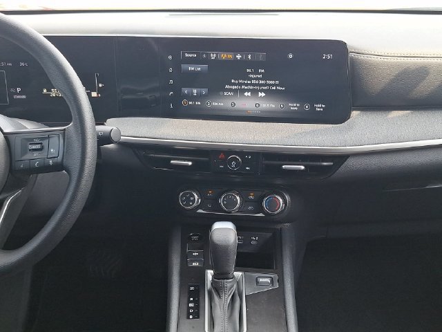 Certified 2025 Nissan Kicks SV FWD image 18