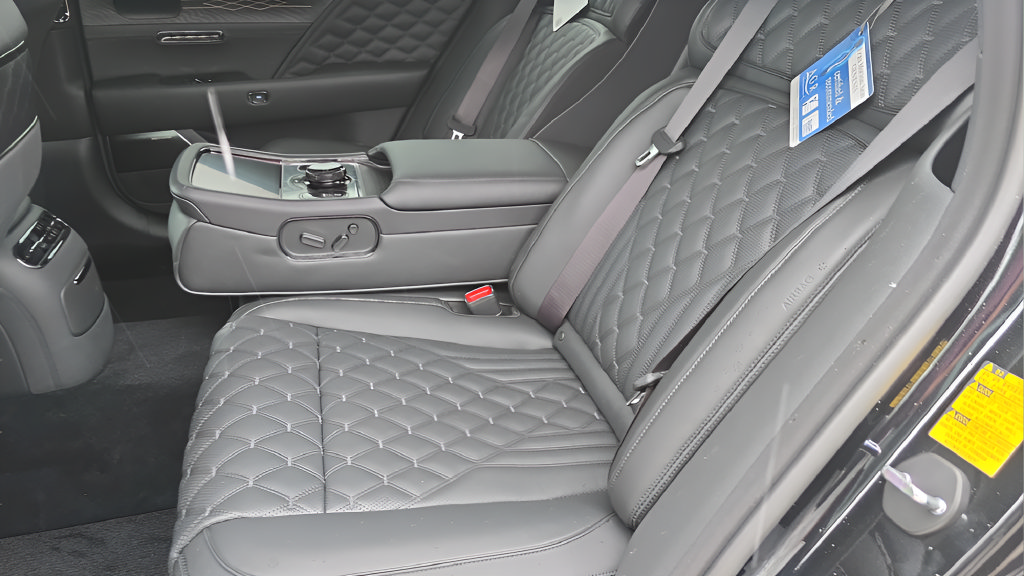 New 2026 Genesis G90 3.5T Prestige AWD/4WD image 10