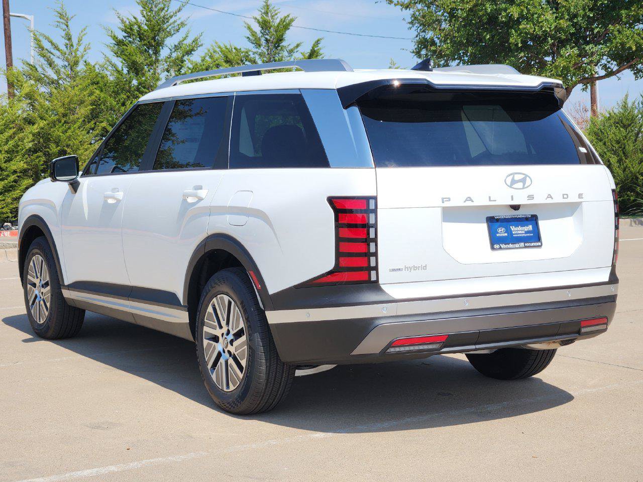 New 2027 Hyundai Palisade SEL Premium FWD image 3