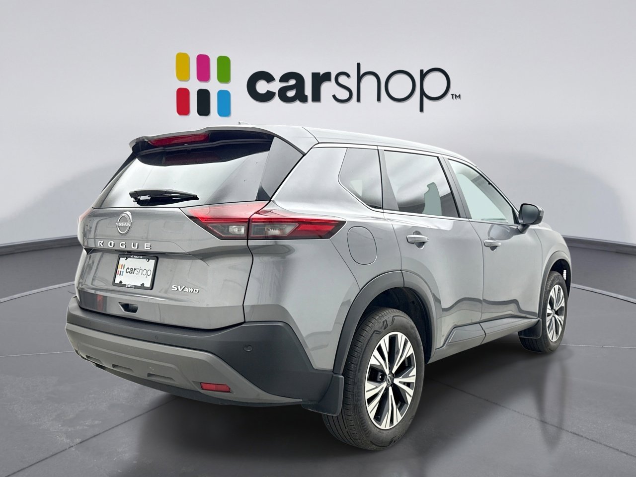 Used 2023 Nissan Rogue SV image 5