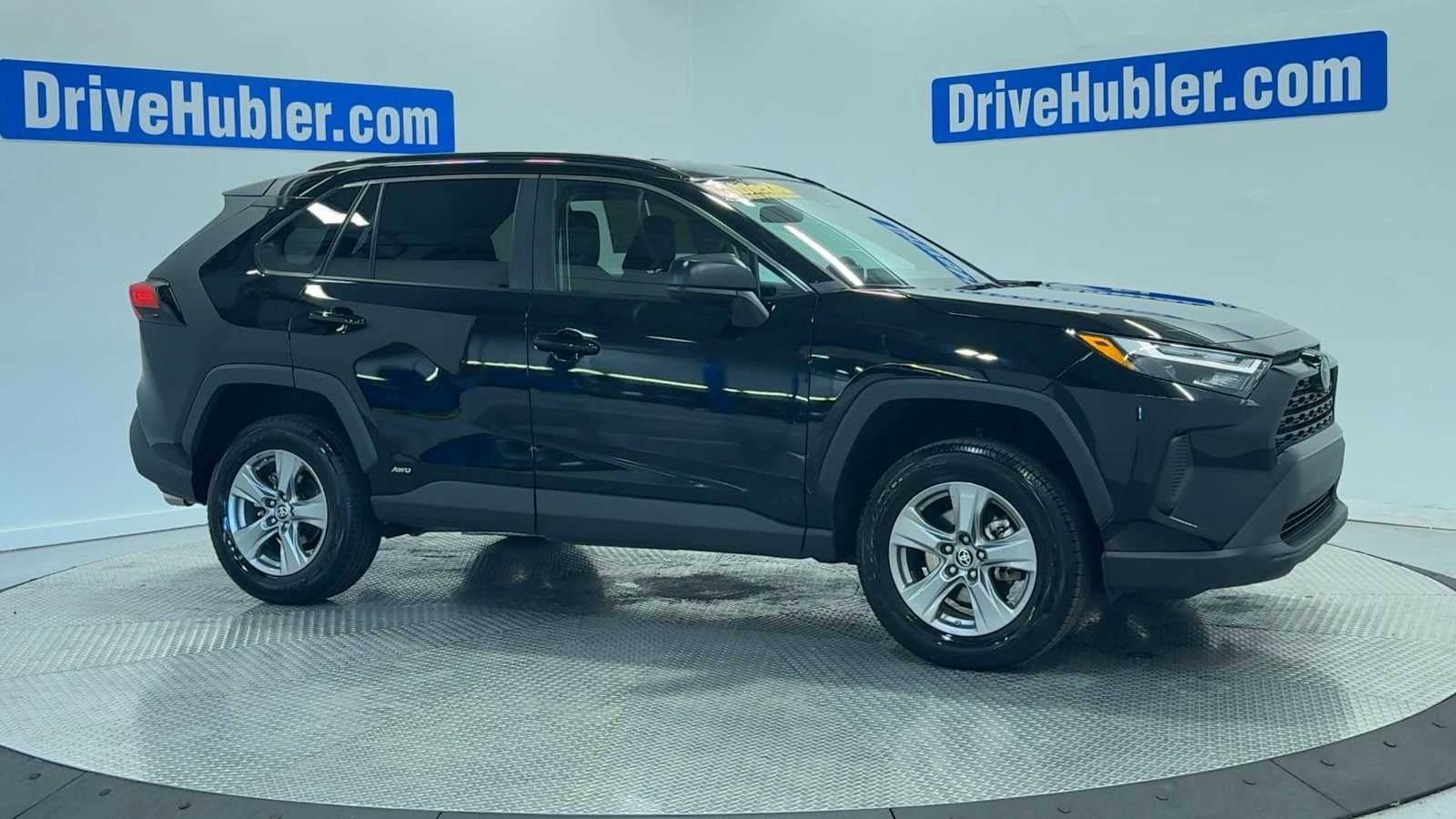 Used 2024 Toyota RAV4 LE AWD/4WD image 63