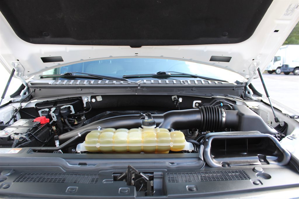 Used 2020 Ford Expedition XLT w/ Equipment Group 202A image 10