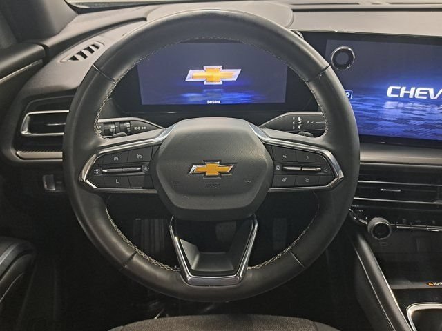 Used 2024 Chevrolet Traverse LT FWD image 15