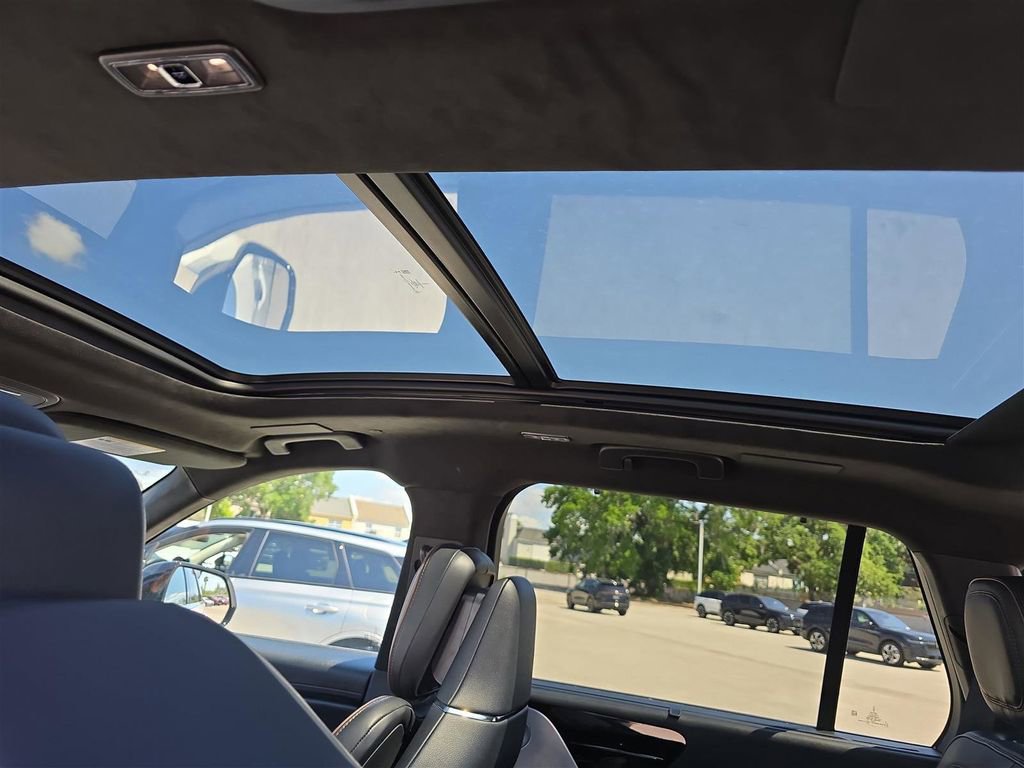 Used 2025 Lincoln Aviator Black Label image 28