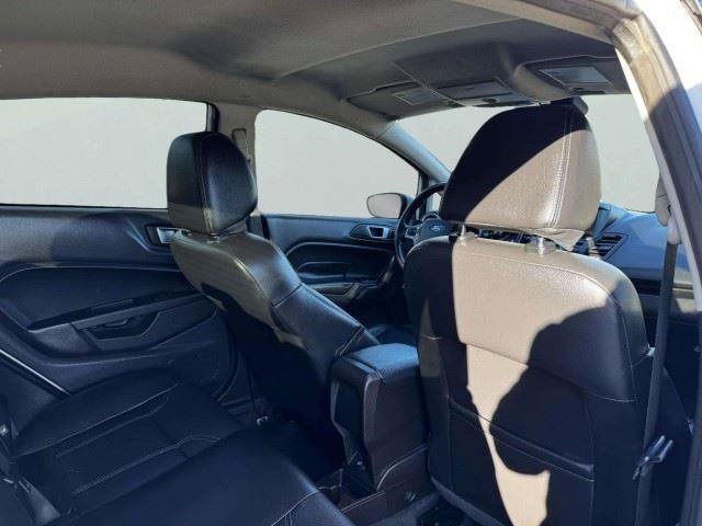 Used 2014 Ford Fiesta Titanium FWD image 42