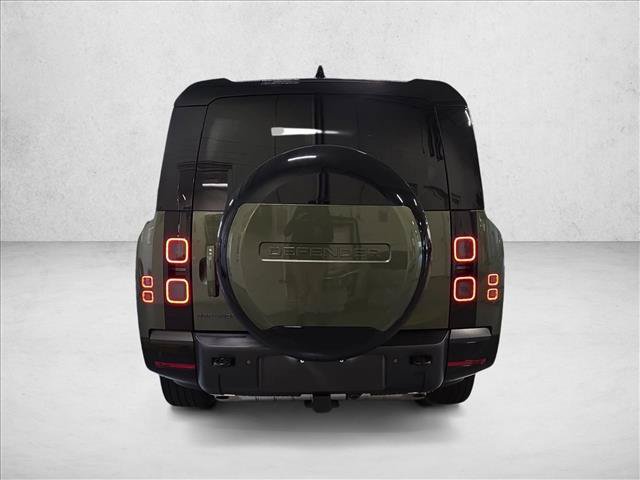 New 2026 Land Rover Defender 130 X-Dynamic SE AWD/4WD image 6
