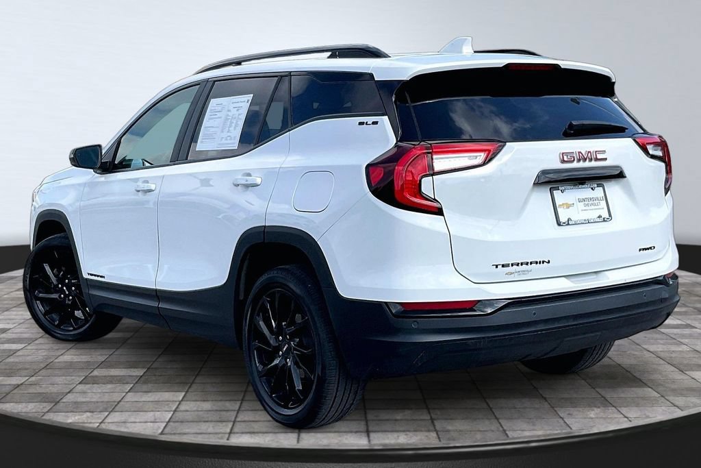 Used 2023 GMC Terrain SLE w/ Driver Convenience Package AWD/4WD image 13