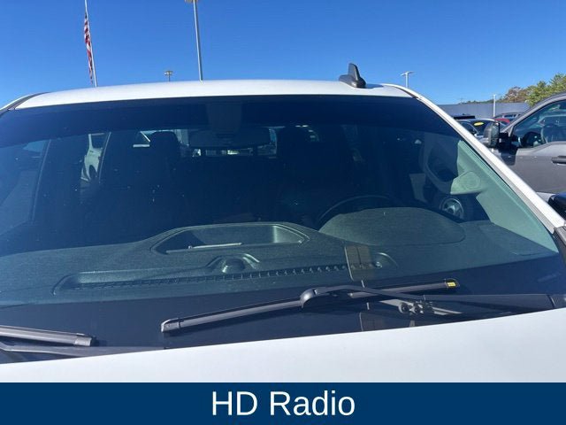 Used 2020 Chevrolet Silverado 1500 LT Trail Boss AWD/4WD image 19