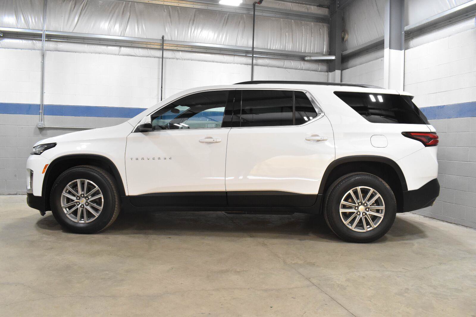 Used 2023 Chevrolet Traverse LT w/ LPO, Floor Liner Package AWD/4WD image 25