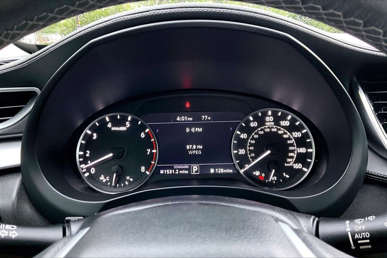 Used 2019 INFINITI QX50 Essential w/ Protection Package FWD image 10