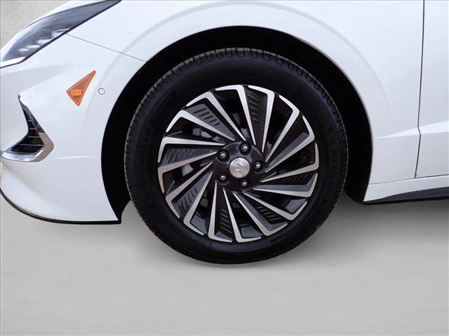 Used 2022 Hyundai Sonata Limited FWD image 7