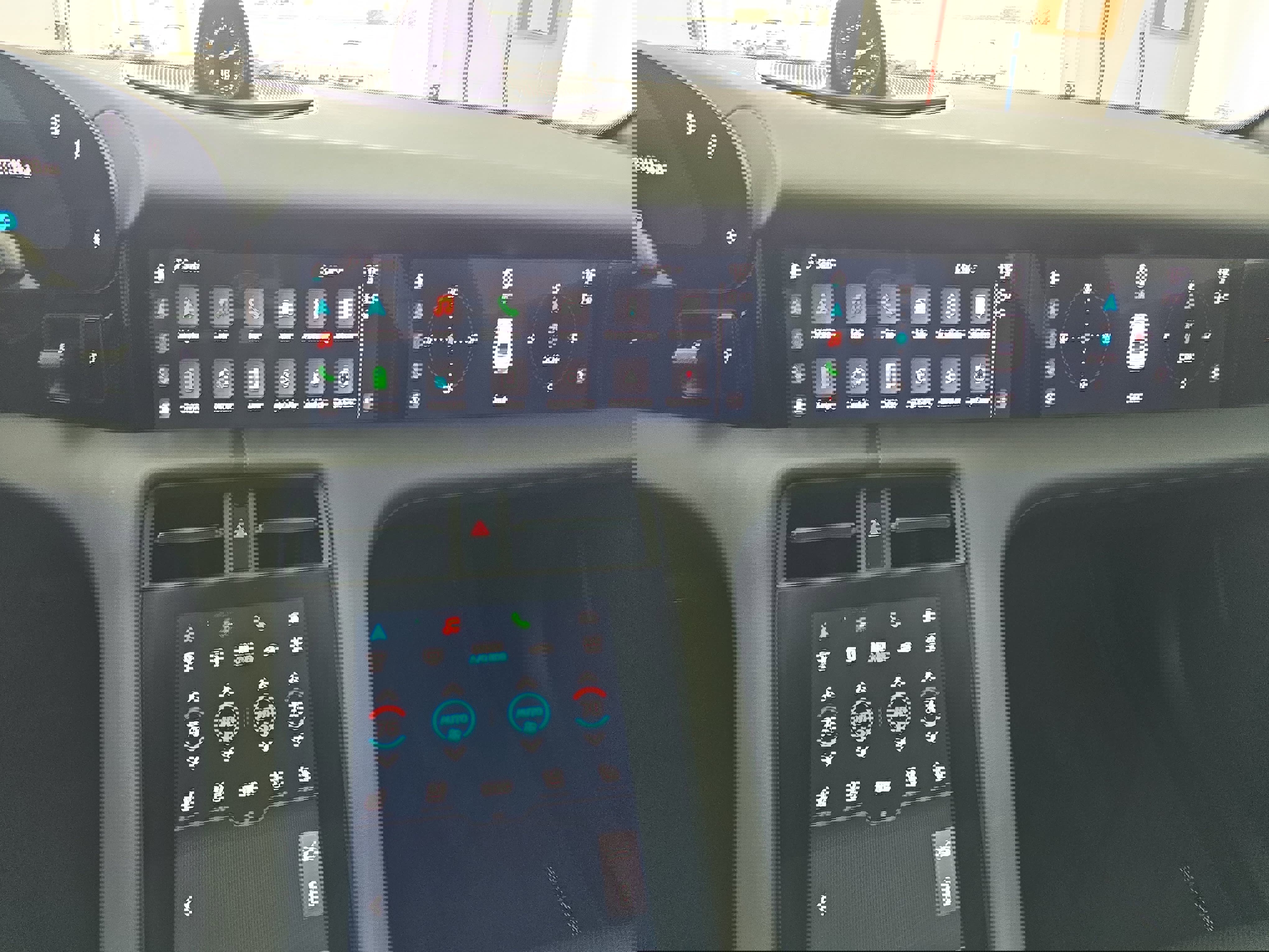 Used 2023 Porsche Taycan w/ Premium Package image 20