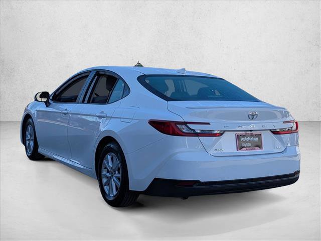 Used 2025 Toyota Camry LE image 8