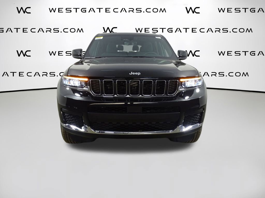 New 2025 Jeep Grand Cherokee L Laredo image 4