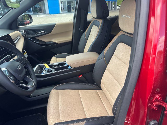 New 2026 Chevrolet Equinox ACTIV w/ Safety and Technology Package image 13