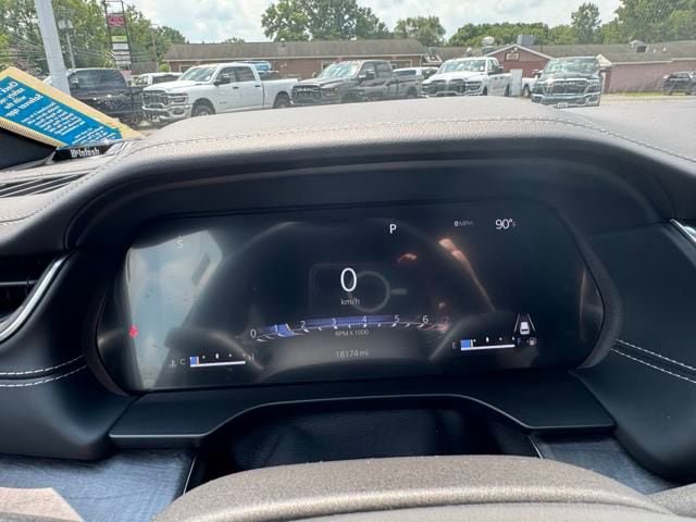 Used 2022 Jeep Grand Cherokee L Overland RWD image 42