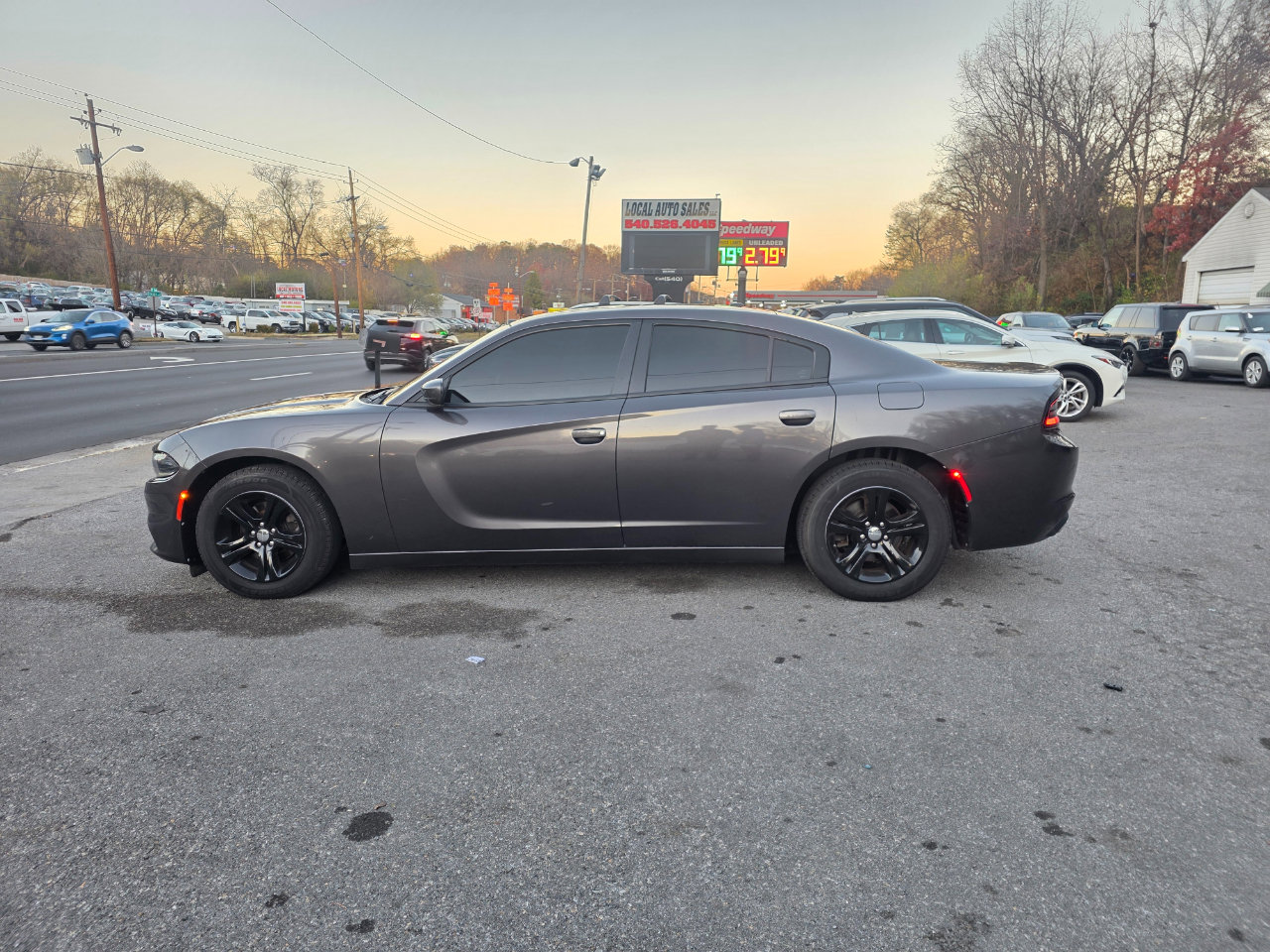 Used 2020 Dodge Charger SXT image 8
