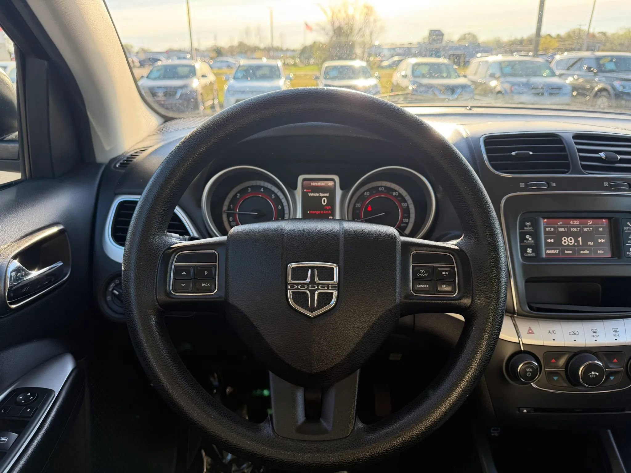 Used 2017 Dodge Journey SXT w/ Comfort/Convenience Group image 19