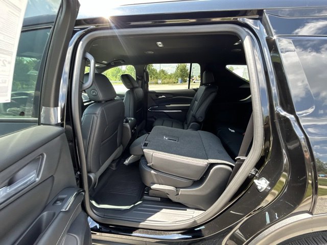 New 2026 Chevrolet Traverse LT w/ Midnight/Sport Edition image 54