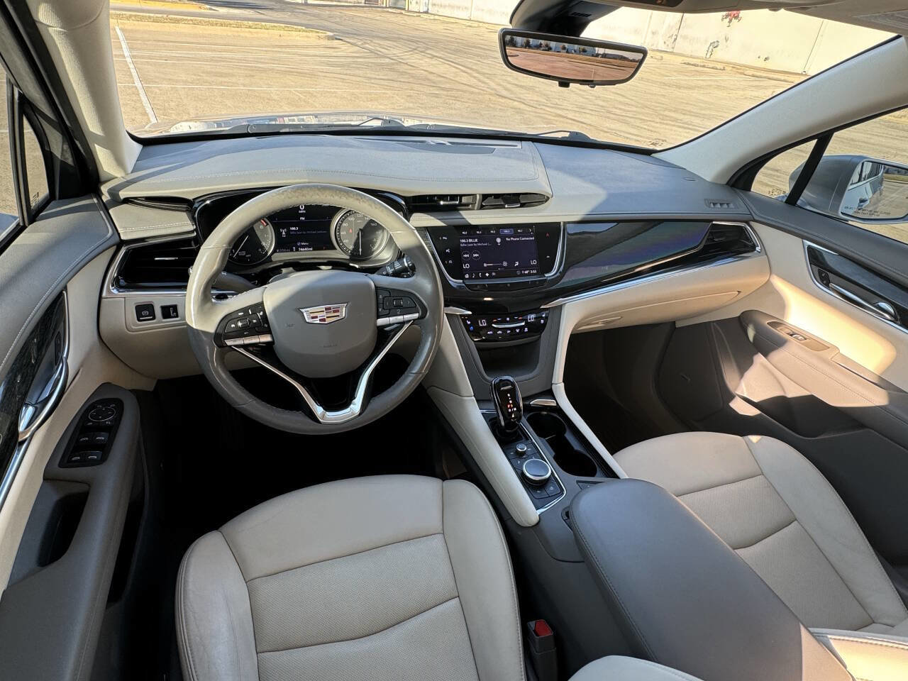 Used 2020 Cadillac XT6 Premium Luxury image 11