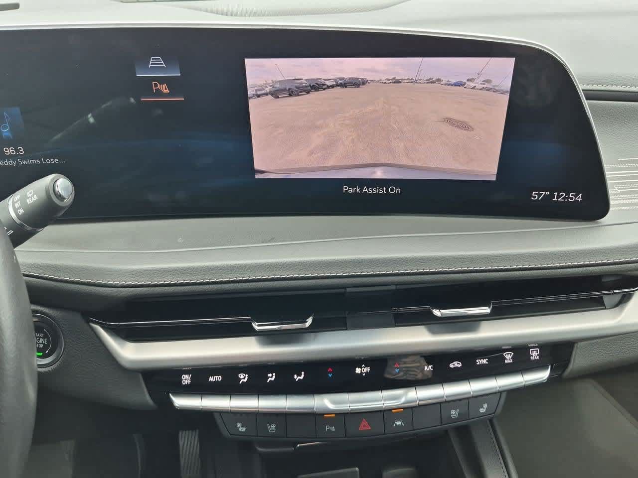 Used 2024 Cadillac XT4 Premium Luxury AWD/4WD image 31