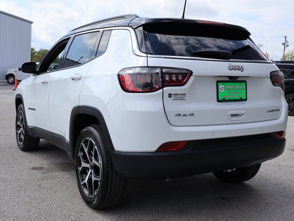 New 2026 Jeep Compass Limited AWD/4WD image 3