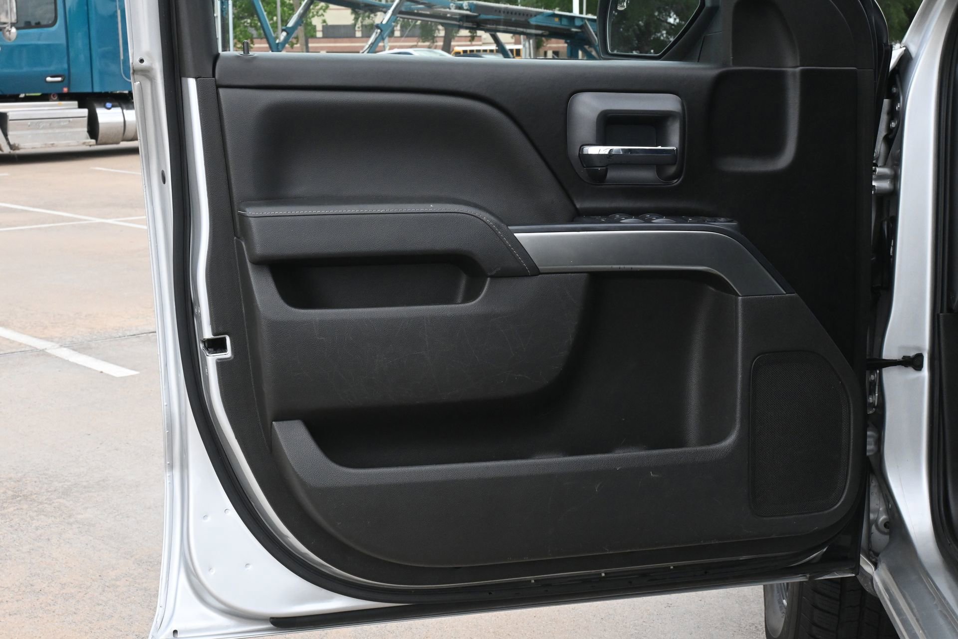 Used 2018 Chevrolet Silverado 1500 LT w/ All Star Edition RWD image 18