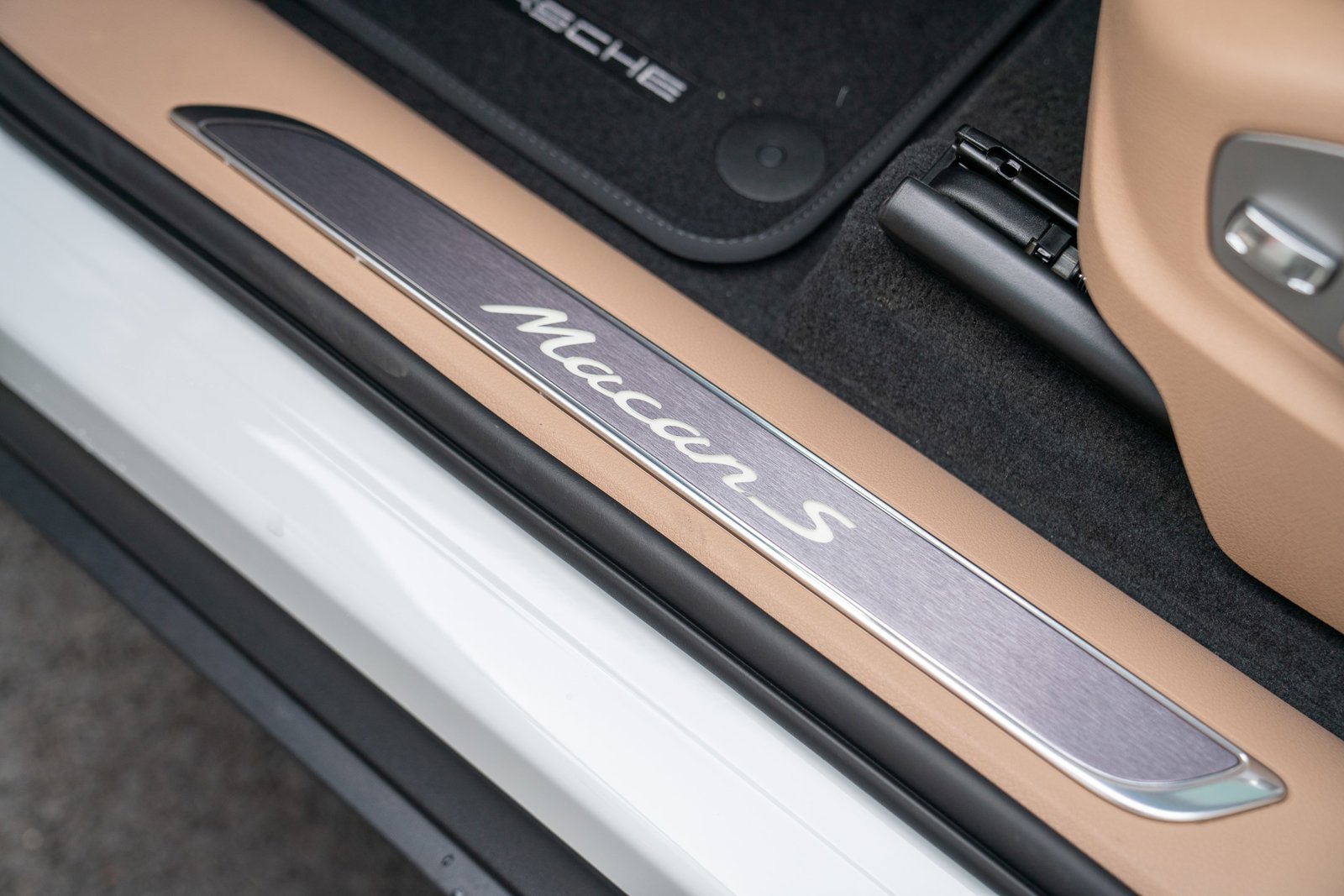 New 2026 Porsche Macan S AWD/4WD image 12
