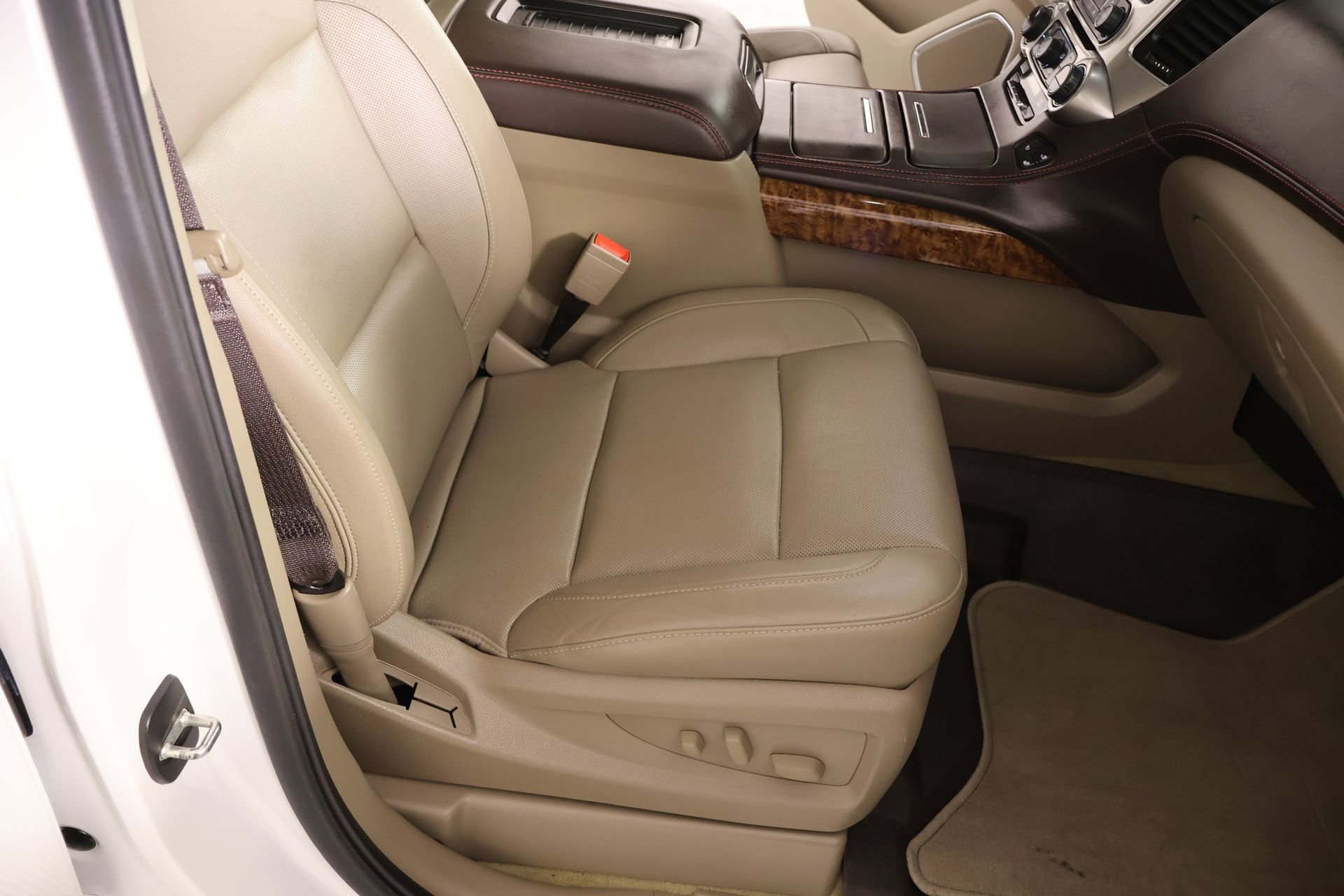 Used 2017 Chevrolet Tahoe Premier RWD image 14