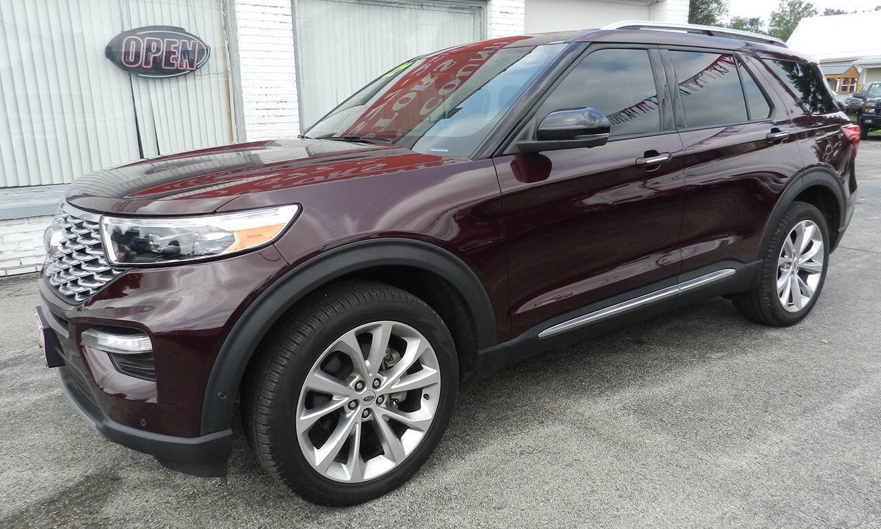 Used 2022 Ford Explorer Platinum w/ Equipment Group 601A AWD/4WD image 3