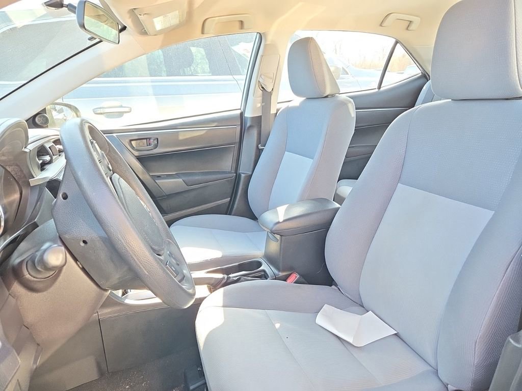 Used 2016 Toyota Corolla L image 9