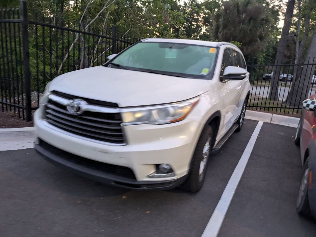 Used 2015 Toyota Highlander Limited FWD image 4