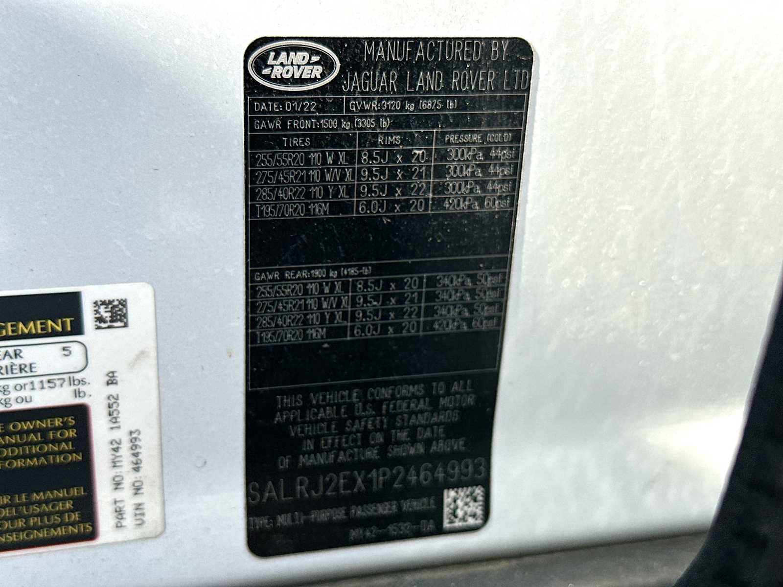 Used 2023 Land Rover Discovery S image 22