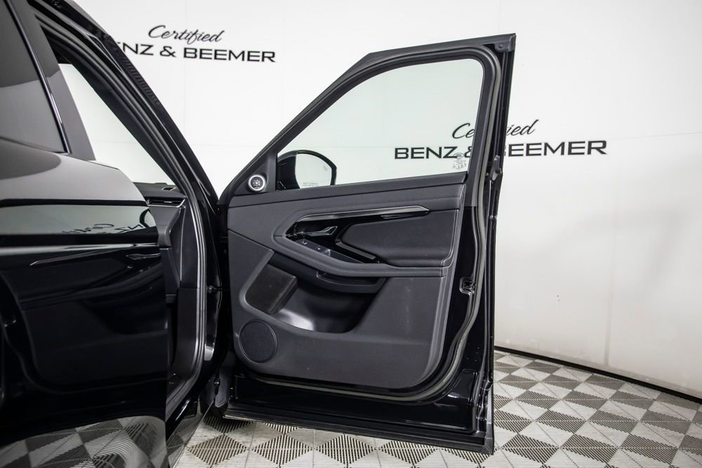 Used 2023 Land Rover Range Rover Evoque SE image 22