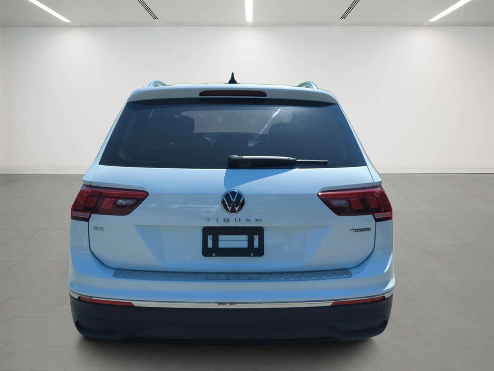 Used 2023 Volkswagen Tiguan SE AWD/4WD image 5