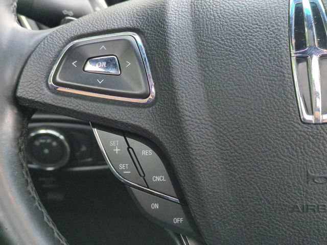 Used 2016 Lincoln MKX Reserve FWD image 17