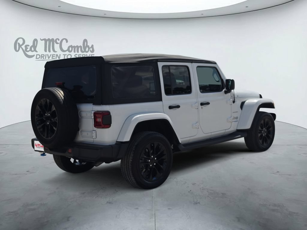 Used 2022 Jeep Wrangler Unlimited Sahara AWD/4WD image 5