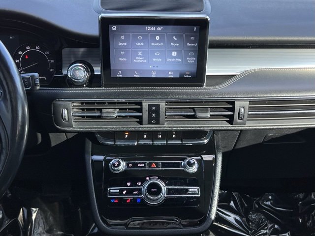 Used 2020 Lincoln Corsair FWD w/ Premium Package image 20