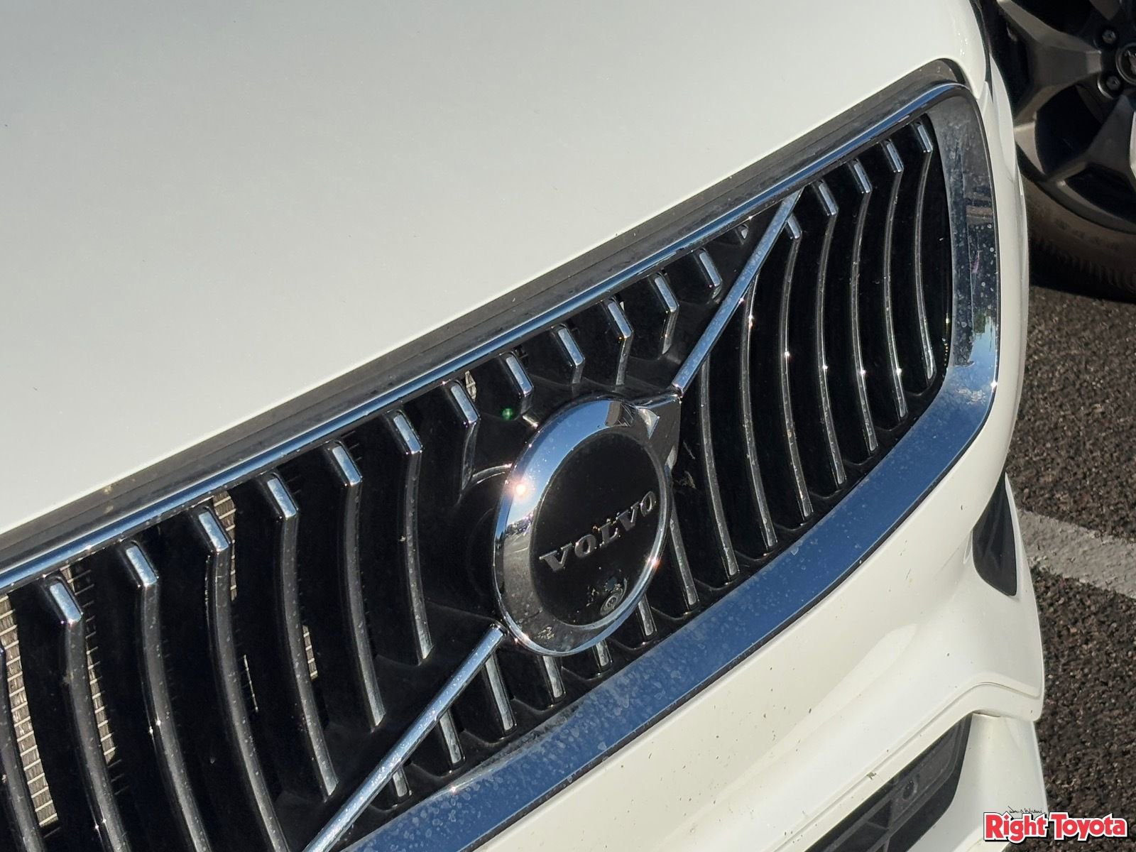 Used 2020 Volvo XC90 T6 Momentum image 7