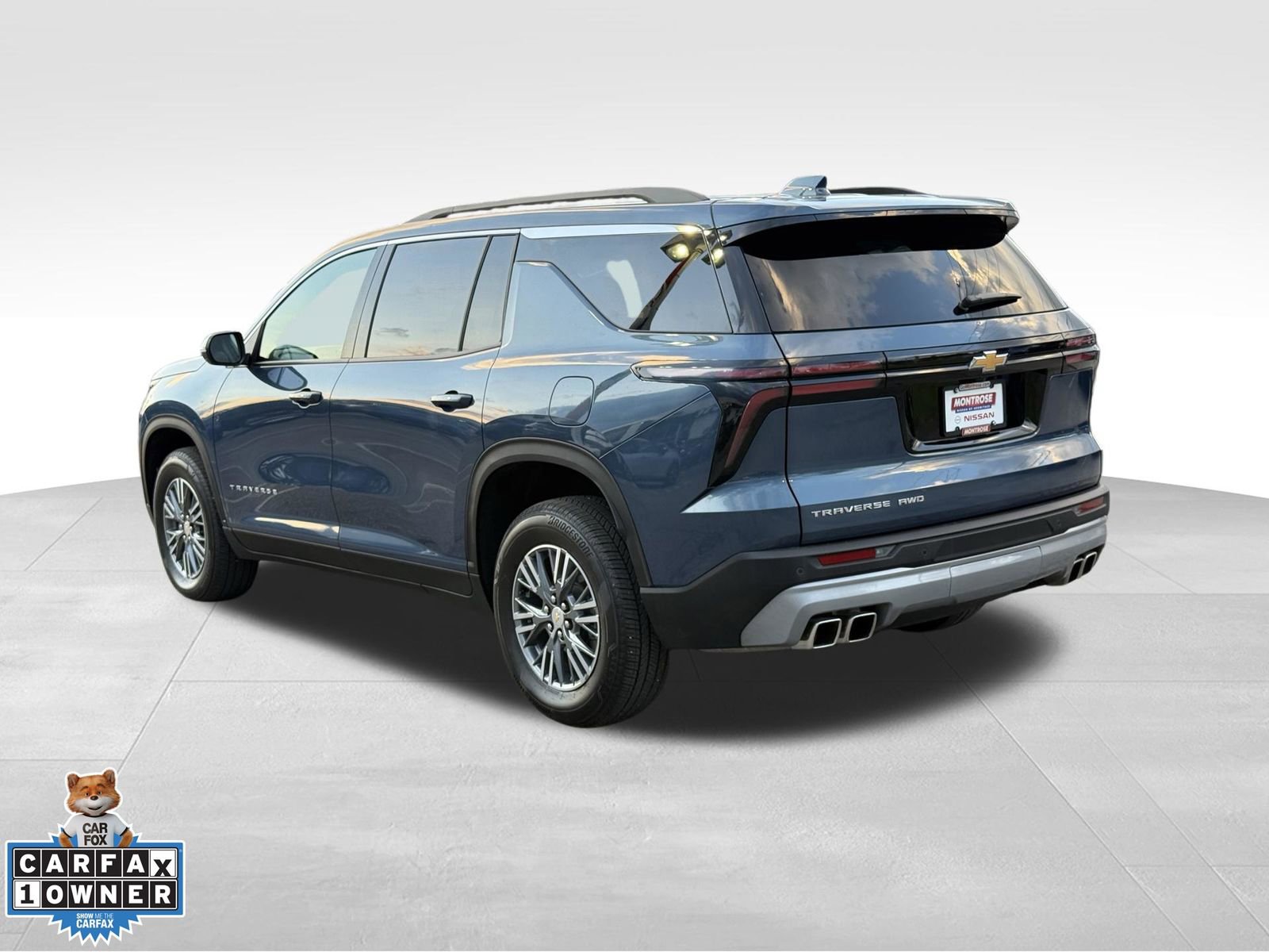 Used 2026 Chevrolet Traverse LT AWD/4WD image 5
