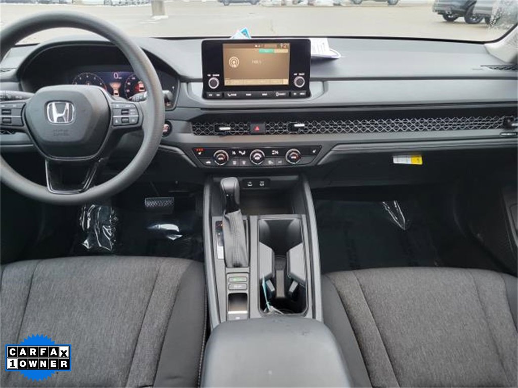 Used 2023 Honda Accord EX image 11