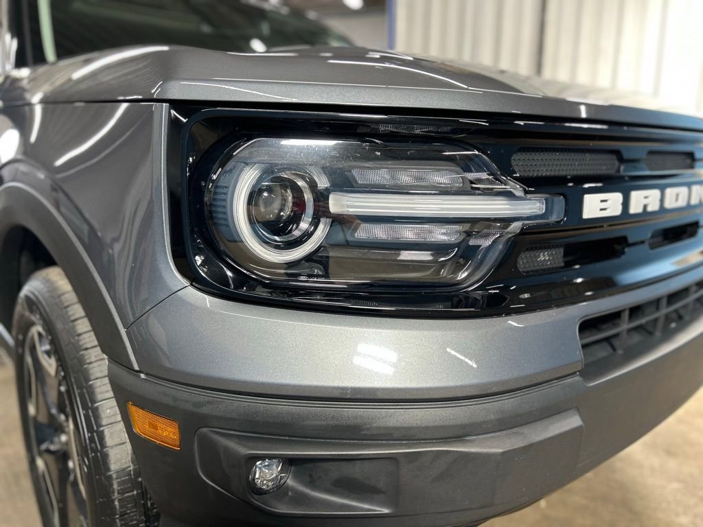 Used 2021 Ford Bronco Sport Outer Banks w/ Outer Banks Package AWD/4WD image 2