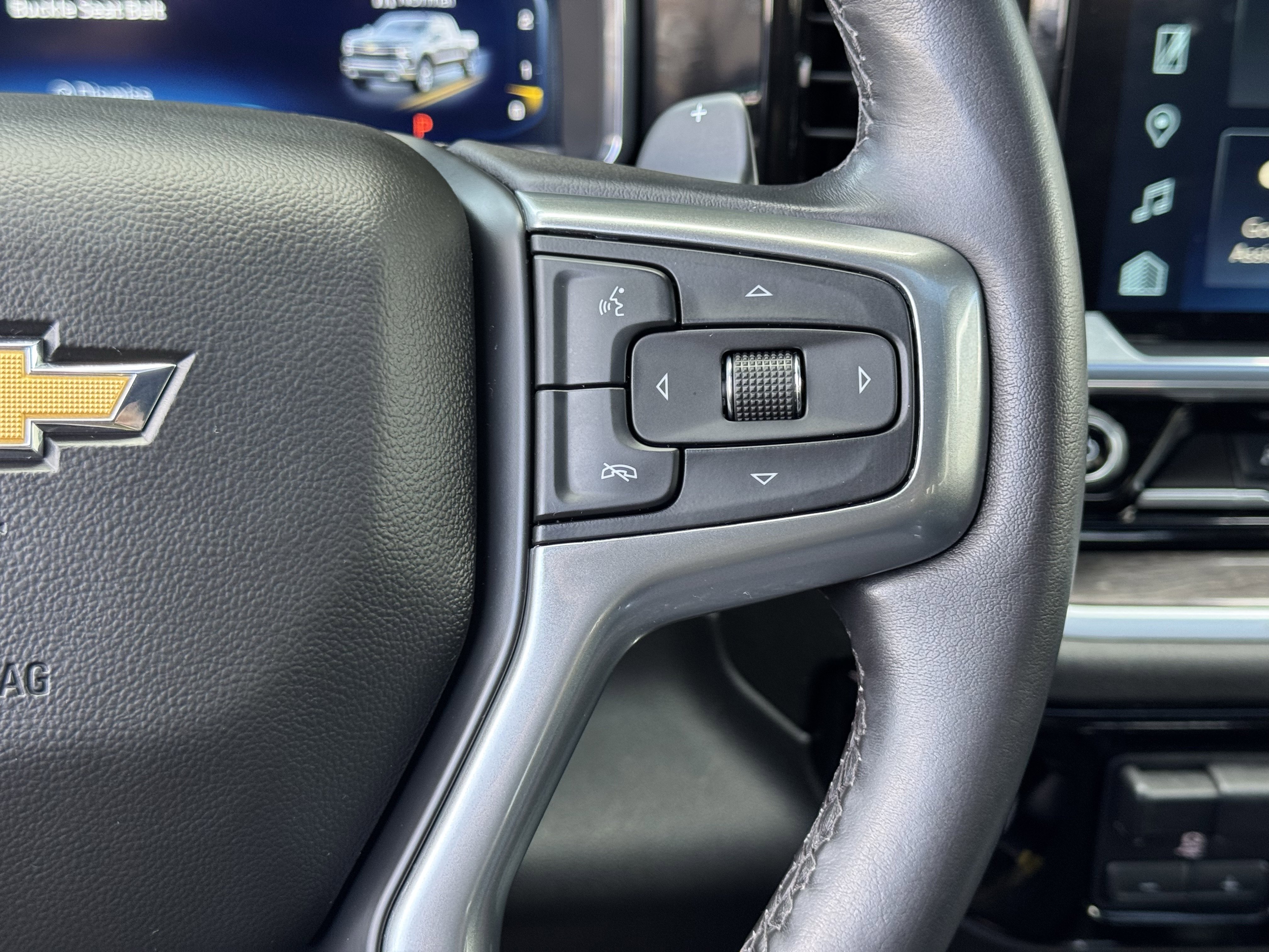 Used 2022 Chevrolet Silverado 1500 LTZ w/ LTZ Premium Package image 34