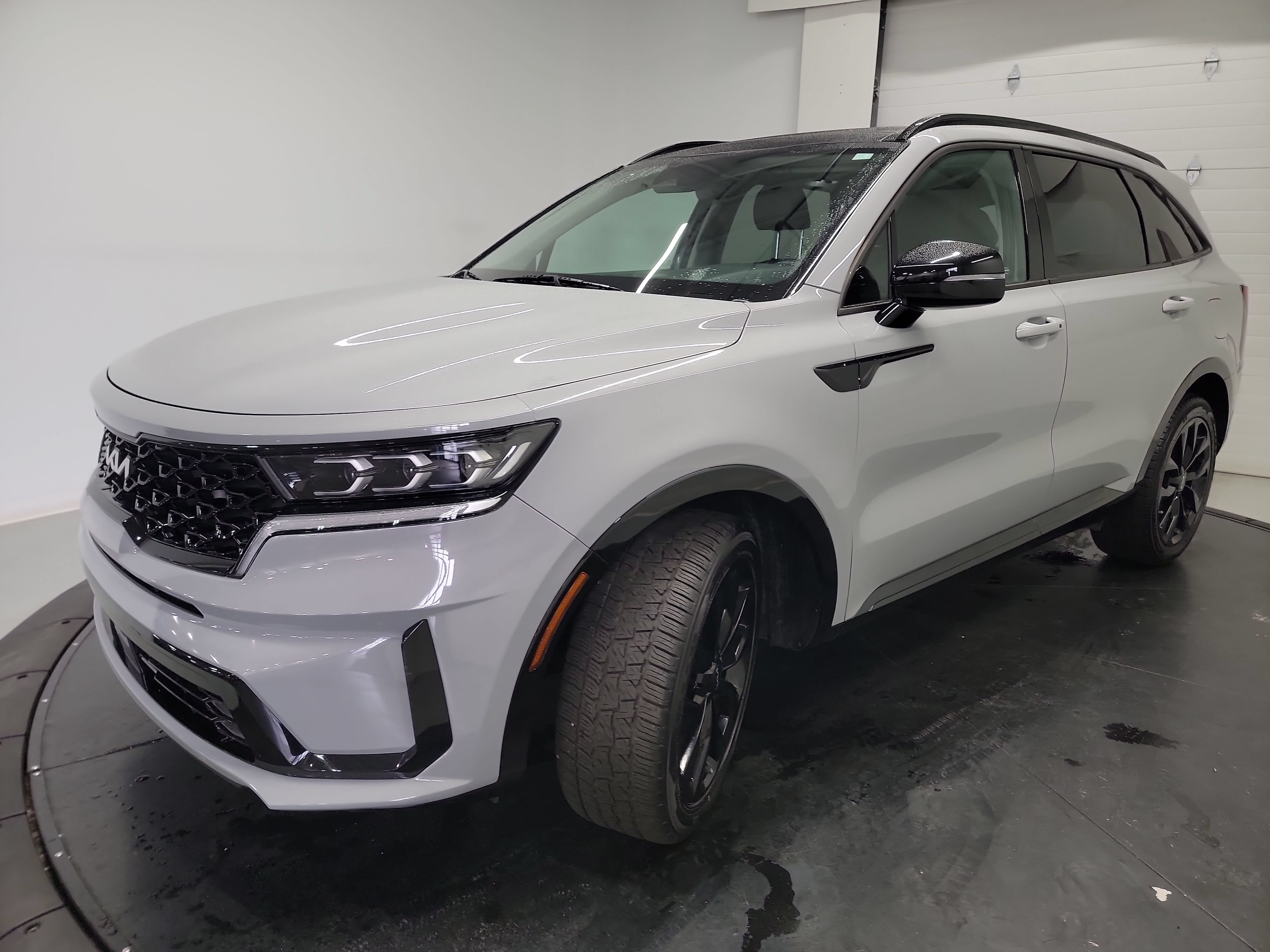 Used 2022 Kia Sorento SX FWD image 3