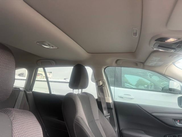 Used 2024 Subaru Outback Premium AWD/4WD image 7