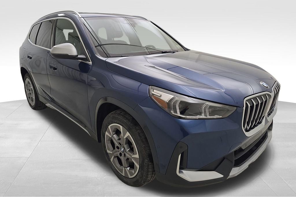 Certified 2023 BMW X1 xDrive28i w/ Convenience Package image 2