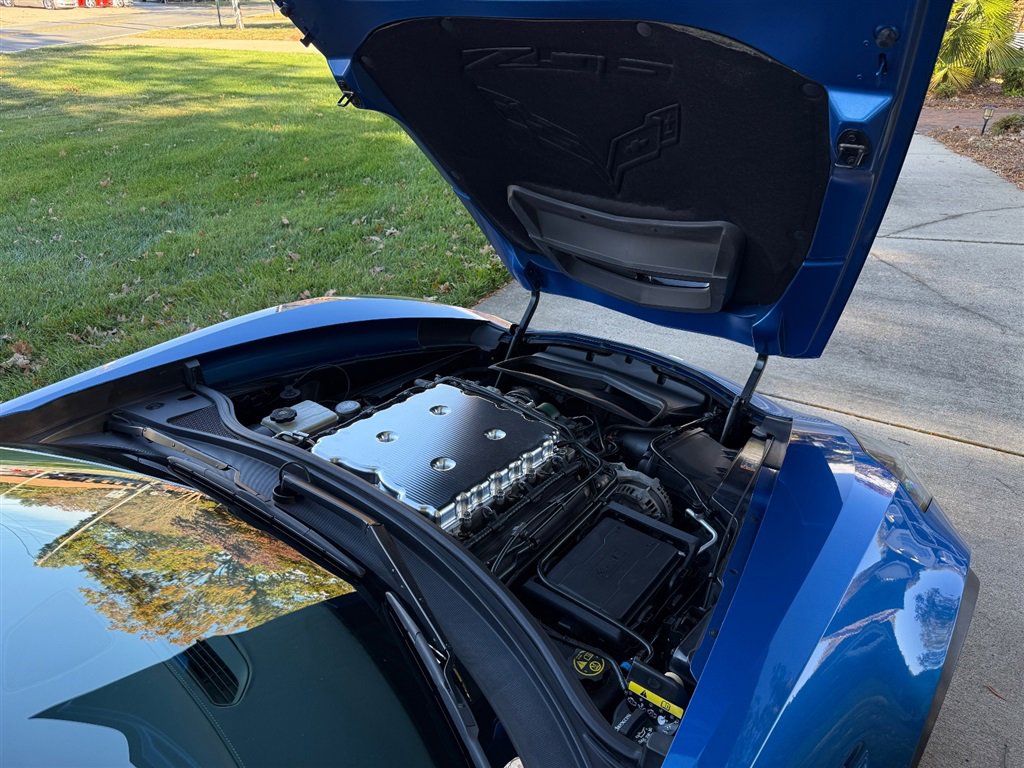 Used 2016 Chevrolet Corvette Z06 w/ 3LZ Preferred Equipment Group image 70