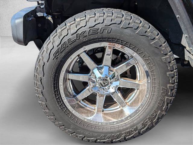 Used 2018 Jeep Wrangler Unlimited Sahara AWD/4WD image 18