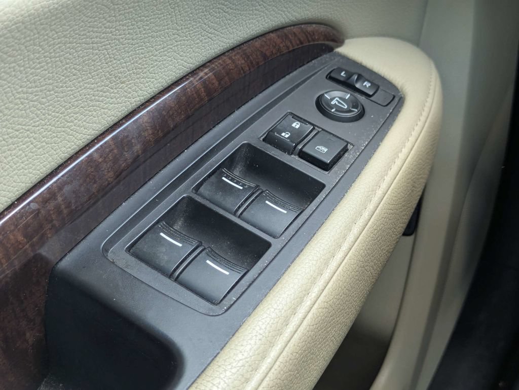 Used 2017 Acura MDX FWD image 23